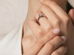 Diamantring Classic 4 Hidden Halo