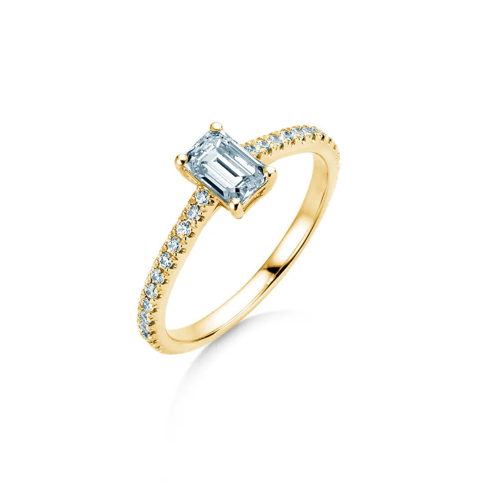 Diamantring Emerald Pavé
