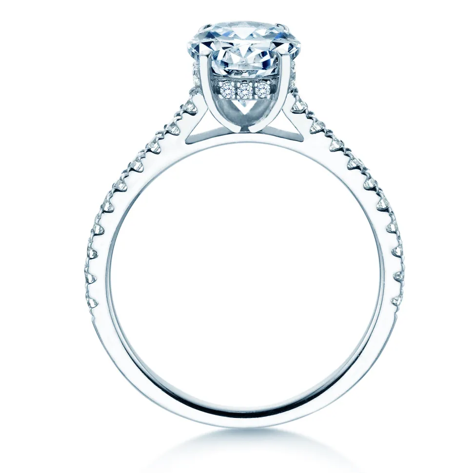 Diamantring Oval Hidden Halo Pavé