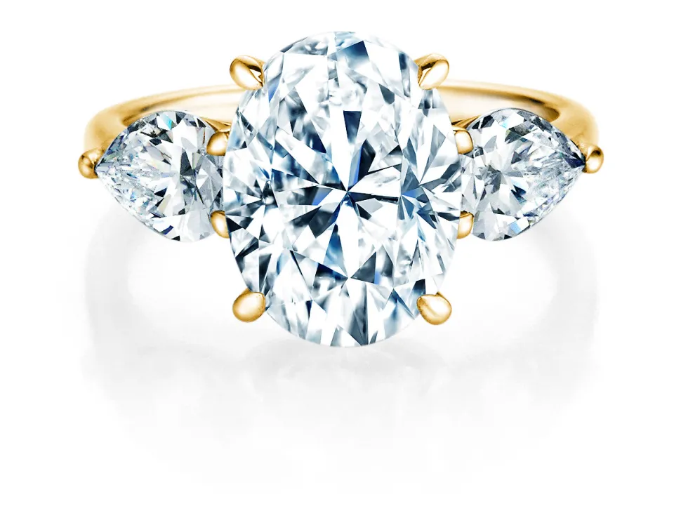 Diamantring Oval Pear Cut