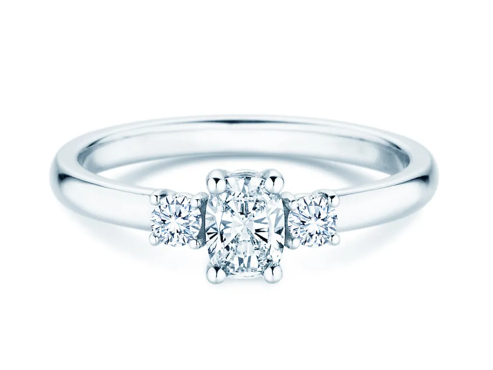 Diamantring Vivid Petite Oval Cut