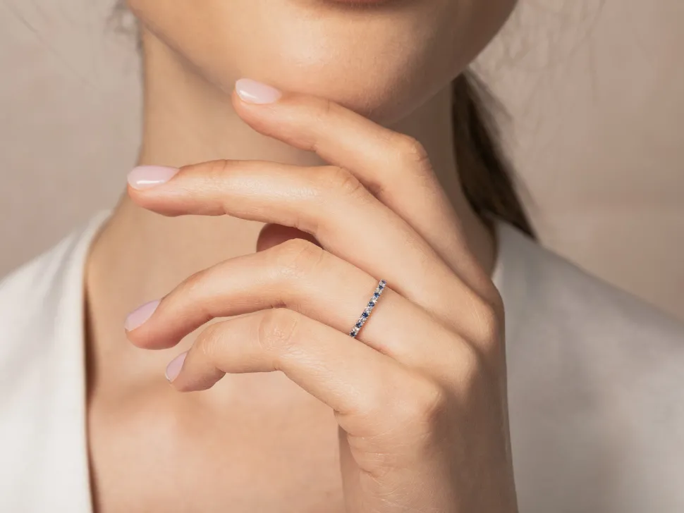 Eternityring Dusk mit Diamant und Farbedelstein