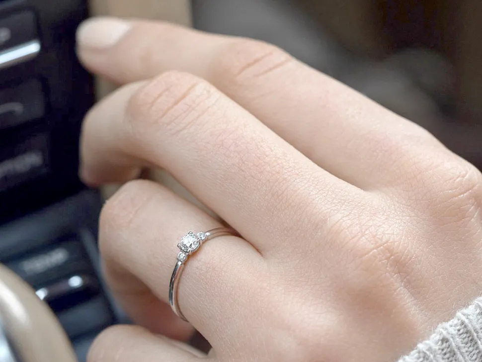 Ring Vivid Petite Diamond