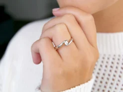 Spannring Twist mit Diamant